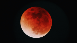 what-is-a-blood-moon_yu-kato-unsplash-1024x576.png